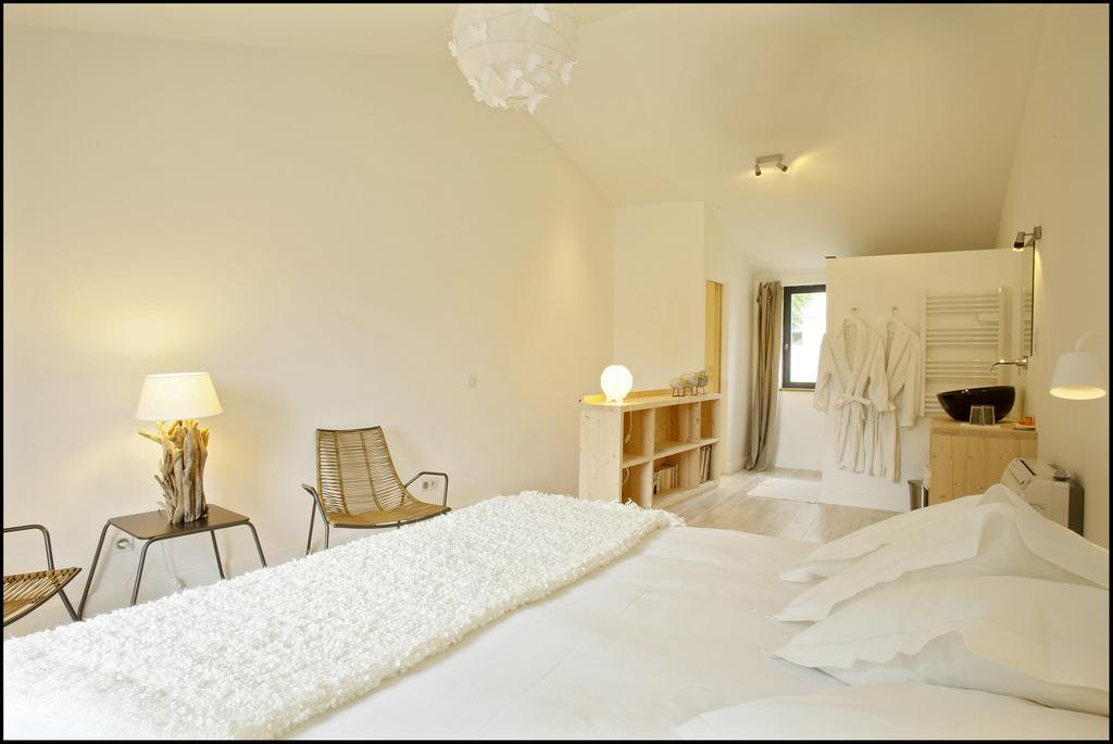 La Maison Rouge D'Uzes B&B חדר תמונה