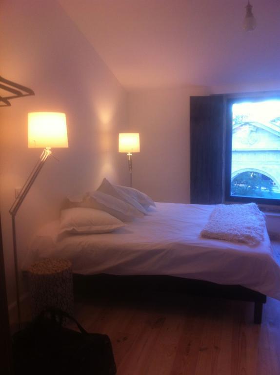 La Maison Rouge D'Uzes B&B מראה חיצוני תמונה