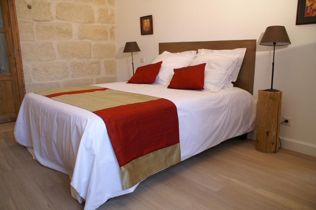 La Maison Rouge D'Uzes B&B חדר תמונה